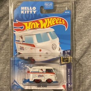 Hello Kitty Hot Wheels Kool Kombi Collectible